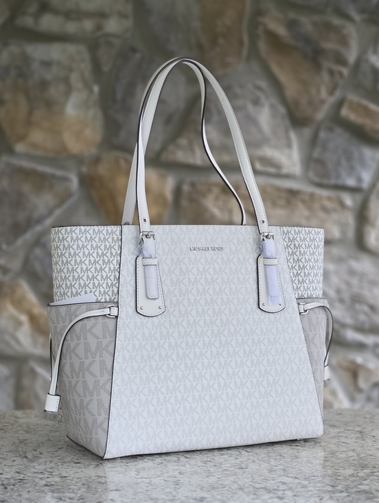 Michael Kors Handbags - Michael Kors Voyager Logo Tote